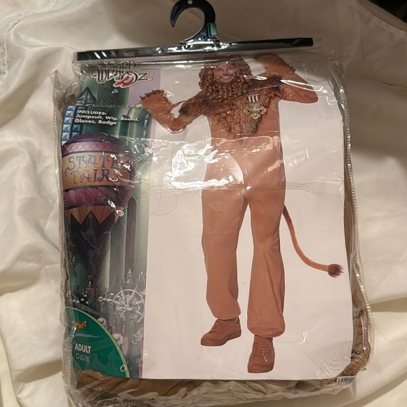 Spirit Halloween Adult Lion Costume - The Wizard of Oz size XL - Picture 2 of 7